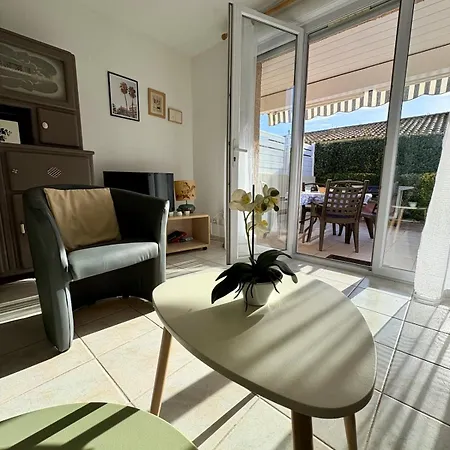 Pavillon Avec Piscine A Deux Pas De La Сasa de vacaciones Gruissan